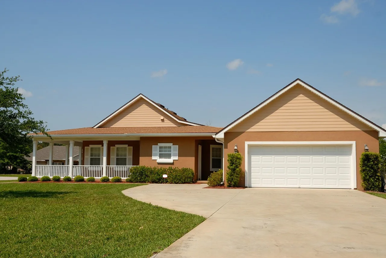 Casa residencial como ilustración de un trust revocable en Florida